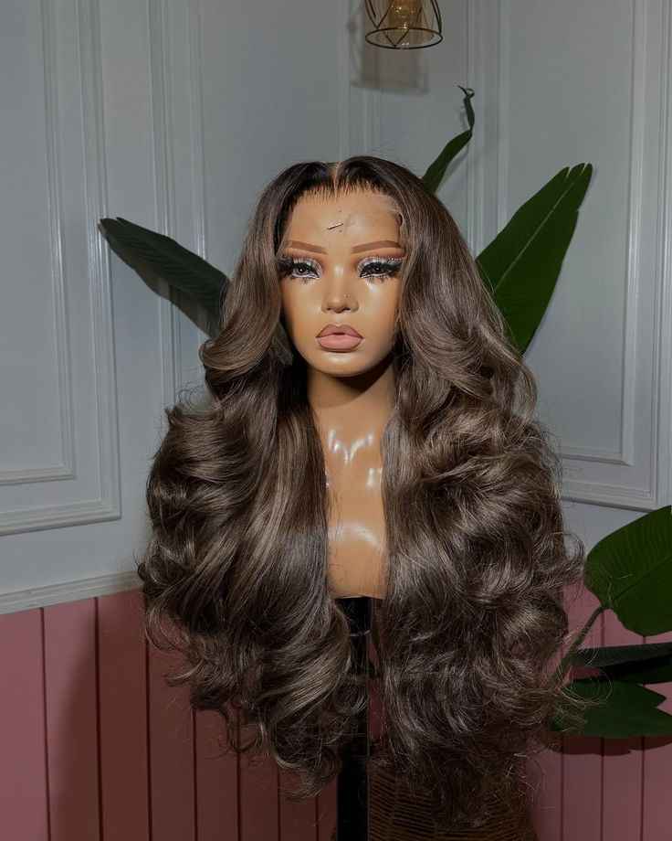 FULL HEAD WIG (WAVY) WITH BANG