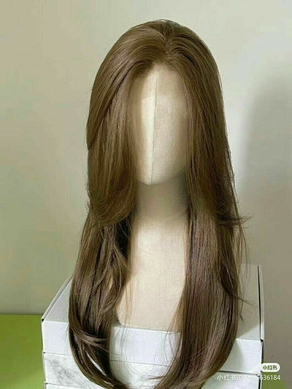 Straight Wig with Natural Hairline — Sleek & Simple